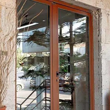 Mare Garden Ξενοδοχείο 4*